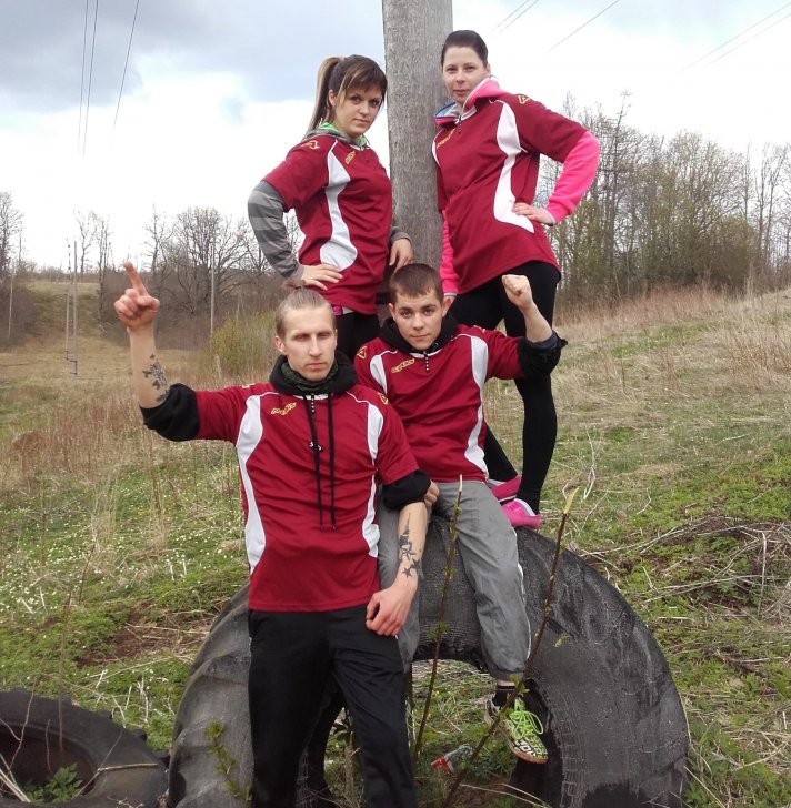 Stipro skrējiena komanda